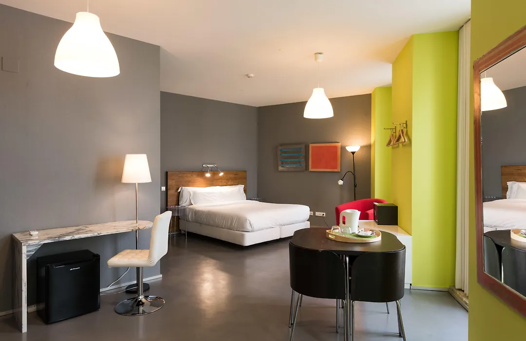 Alfama - Lisbon Lounge Suites-1